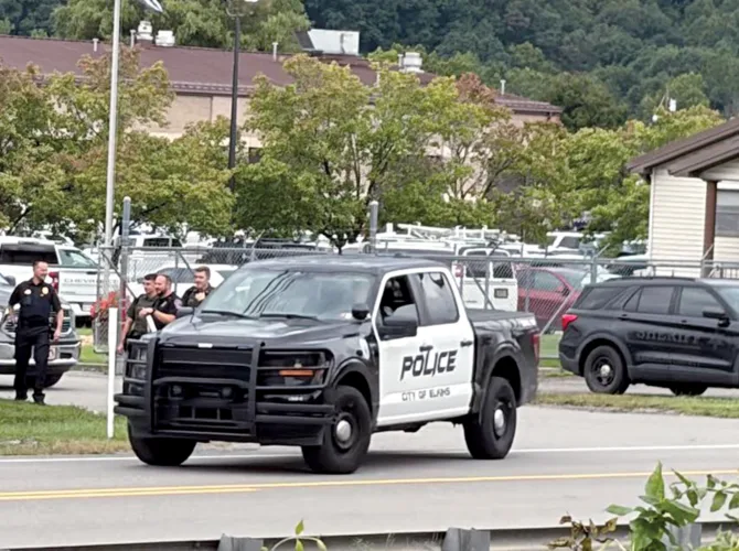 Police Search for Man with Gun